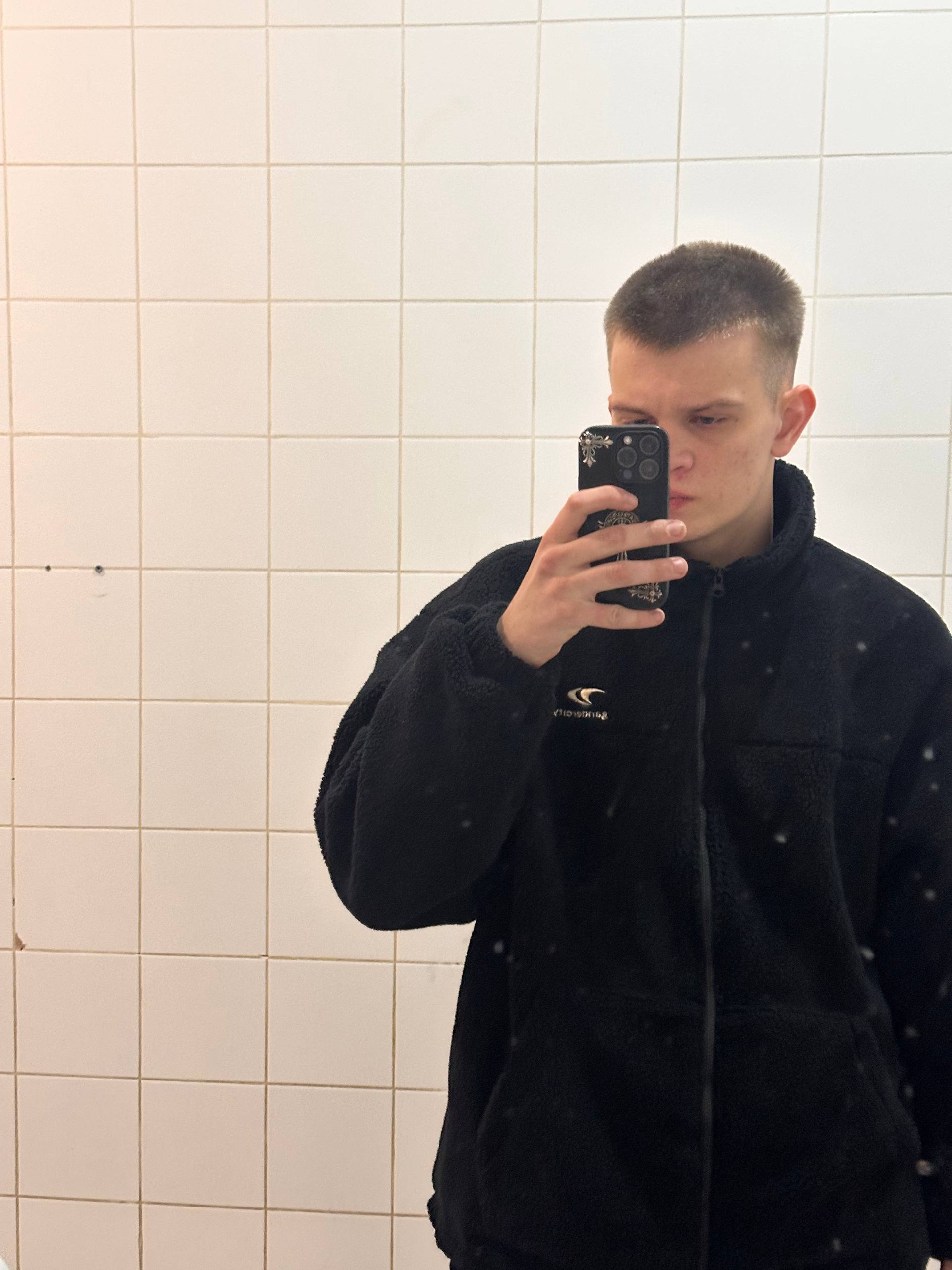 Автовладелец первый